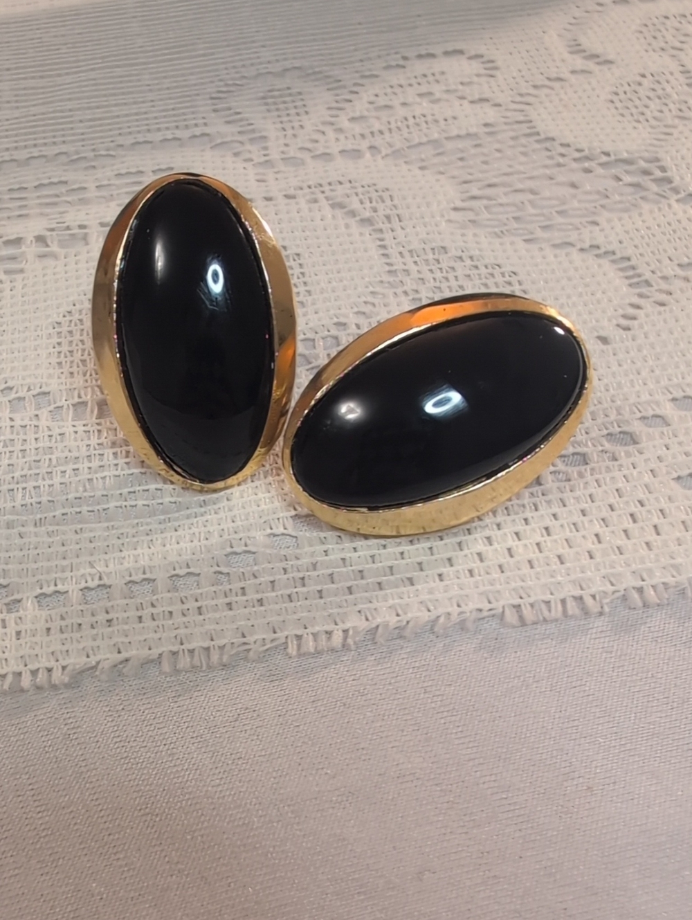 Vintage Classic Black Oval Gold-Tone Earrings